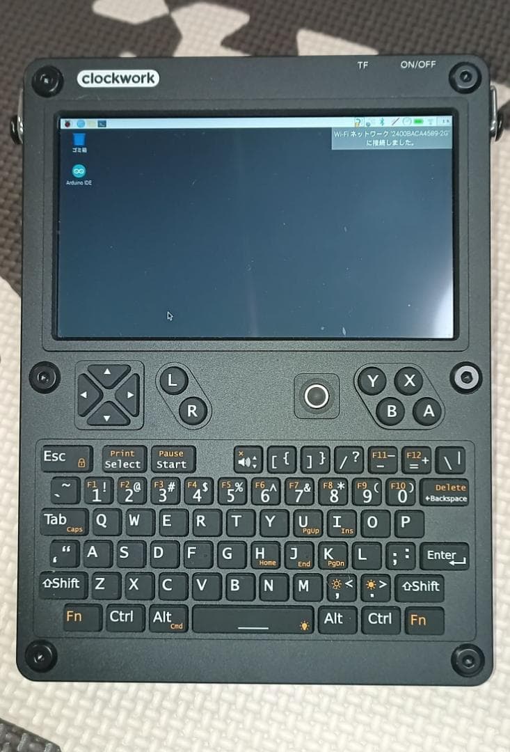 ColckWork uConsole 4GB WiFi+LTE(本体、バッテリ)