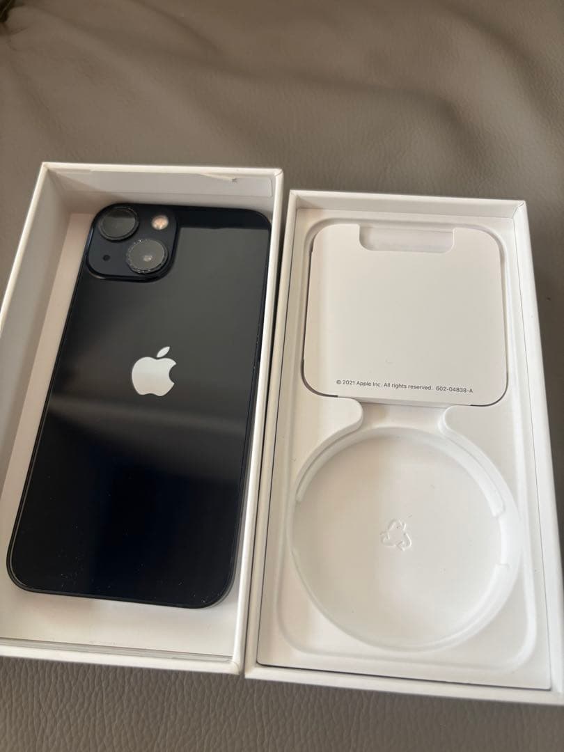 Apple iPhone 13miniミッドナイトアイフォン